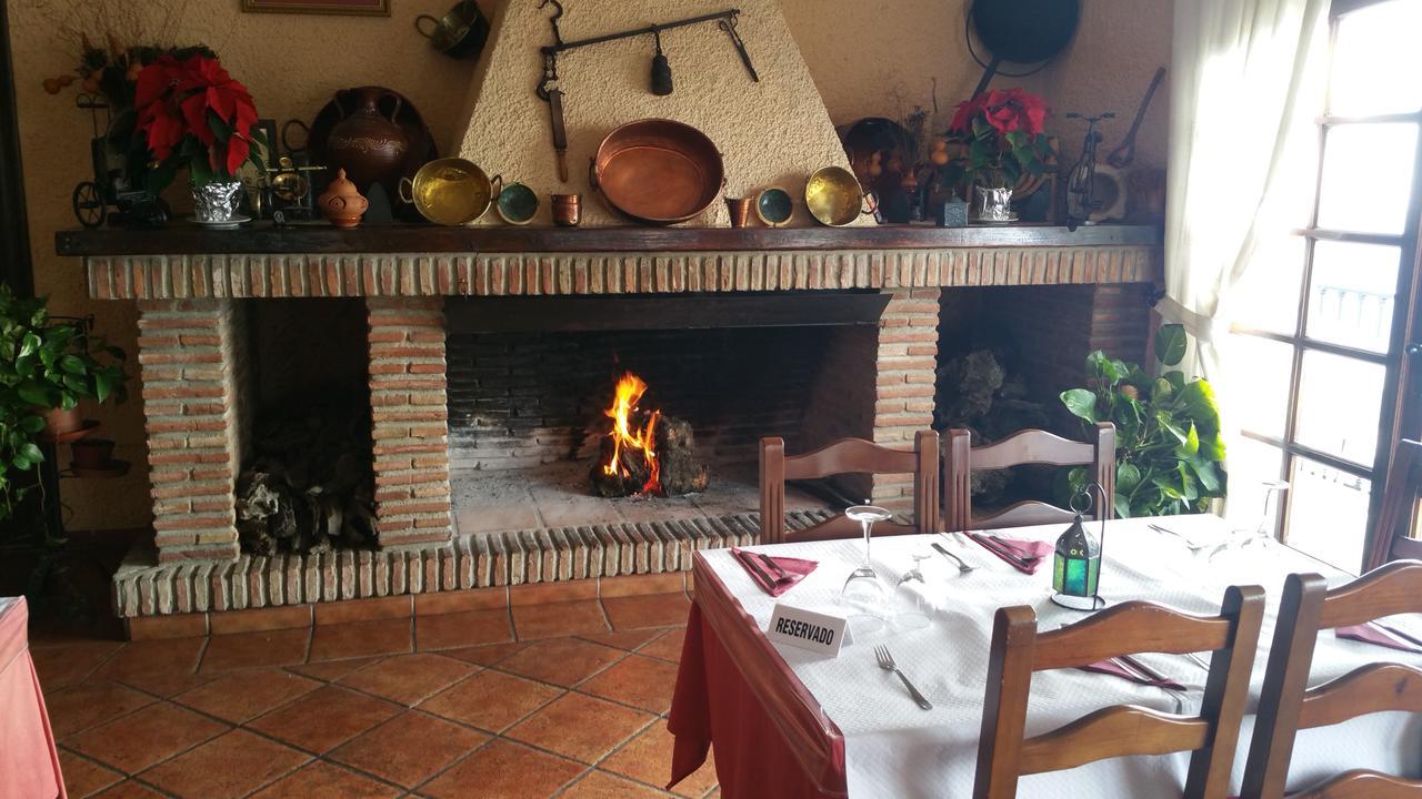 Hotel Restaurante Atalaya 코마레스 외부 사진